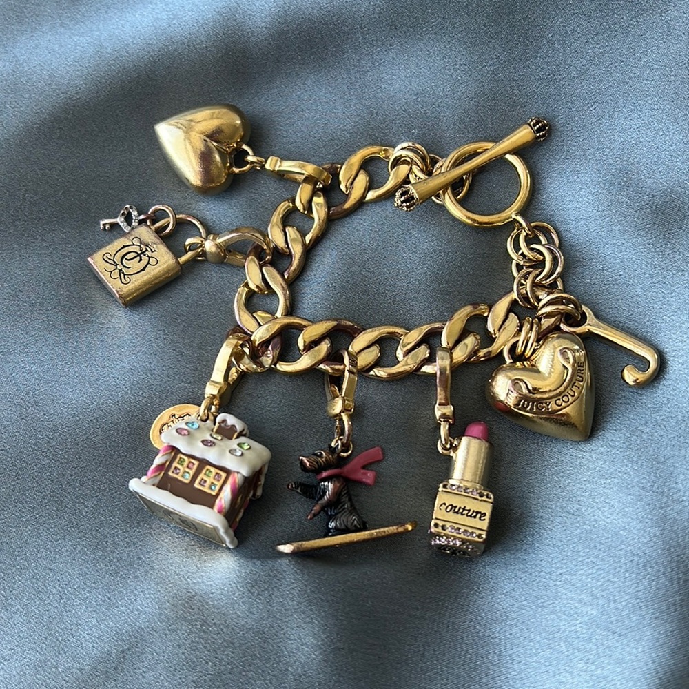 Rare Vintage Juicy Couture Charm Bracelet with 5 removable charms